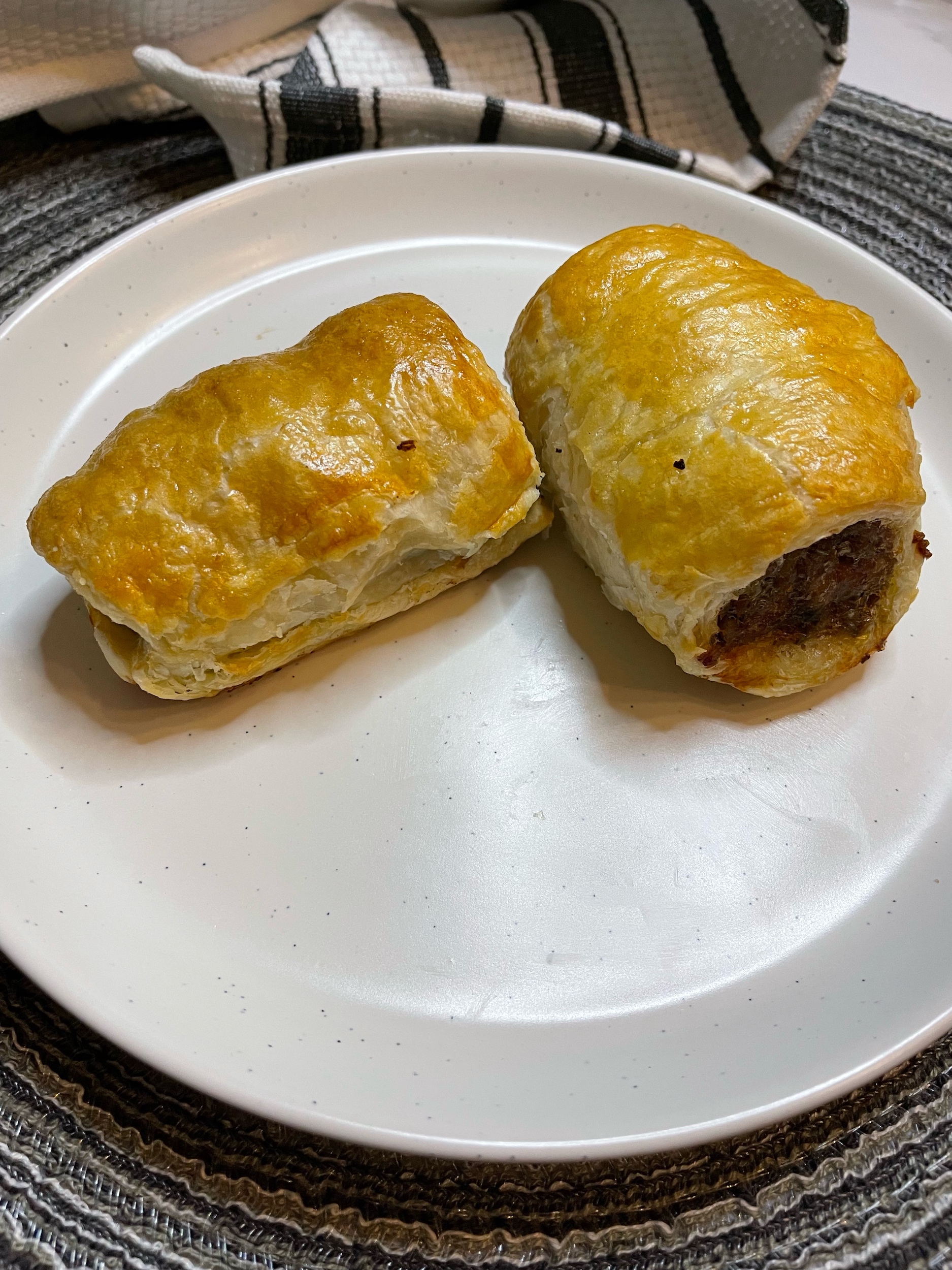 Sausage Rolls Mum Grub sausage-rolls-mum-grub